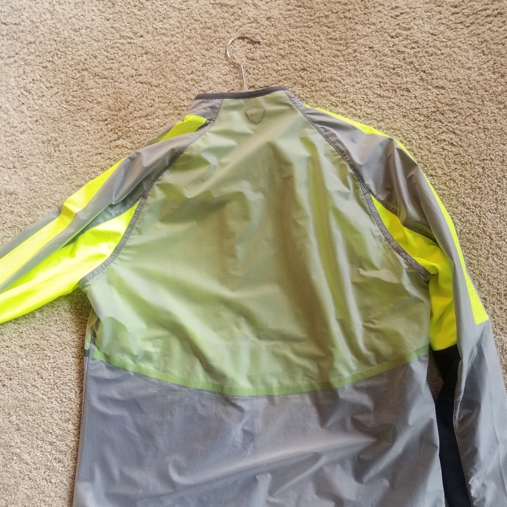 Nike jacket - Picture 2 of 4